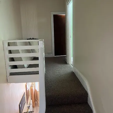 Arthurs Hill Newcastle, Free Parking Fully Equipped Kitchen 4 Bedrooms, Near City Centre Exterior photo